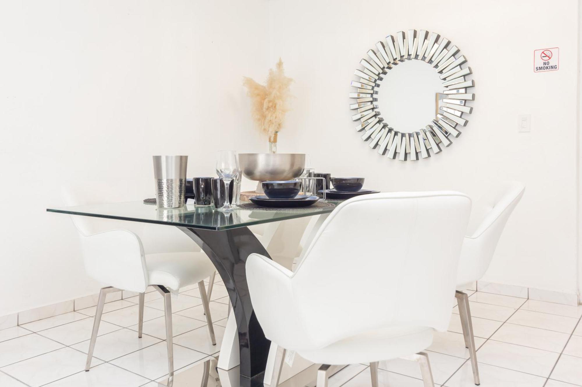 One Bedroom Apartment - With Parking & Balcony - Heart Of Wynwood Miami Ngoại thất bức ảnh
