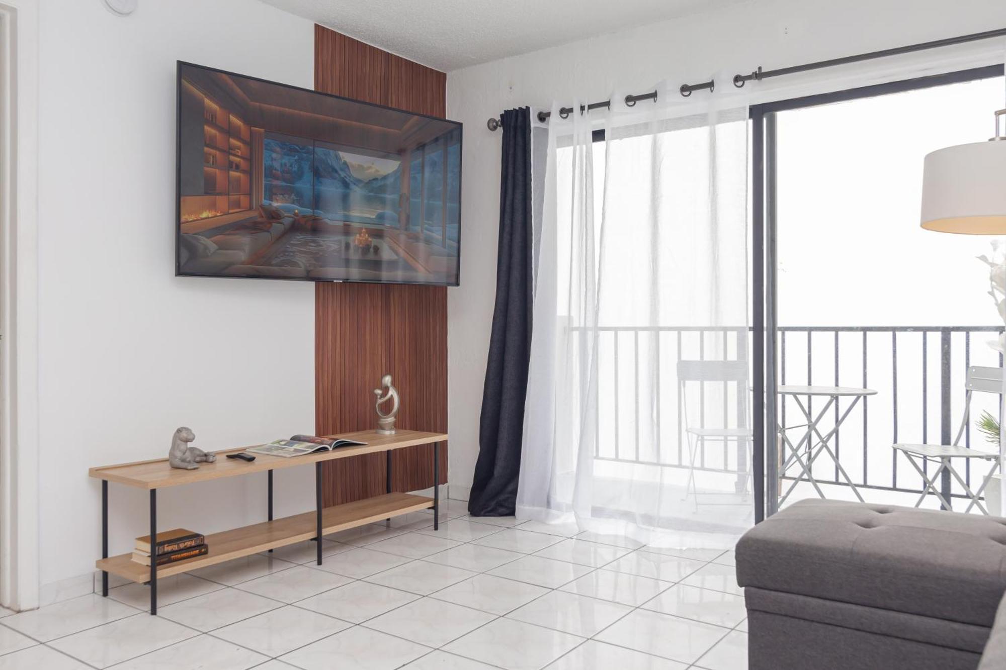 One Bedroom Apartment - With Parking & Balcony - Heart Of Wynwood Miami Ngoại thất bức ảnh