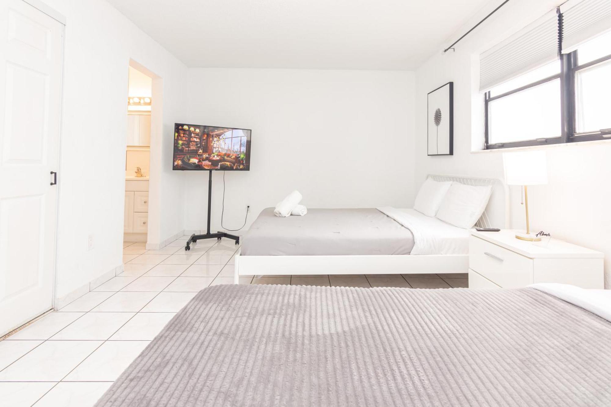 One Bedroom Apartment - With Parking & Balcony - Heart Of Wynwood Miami Ngoại thất bức ảnh
